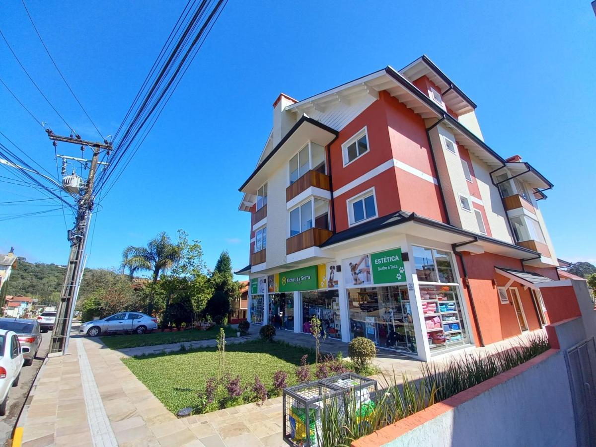 Gramado - Apartamento Aconchegante com Lareira e Churrasqueira Exterior foto
