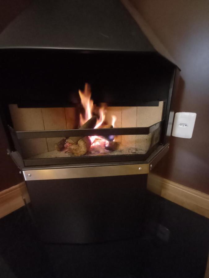 Gramado - Apartamento Aconchegante com Lareira e Churrasqueira Exterior foto